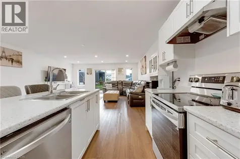 91 Pony Way Kitchener ON N2R 0R8