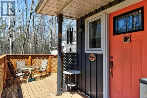 18 Prince Charles Avenue Springwater ON L0L 1P0