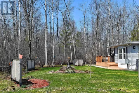18 Prince Charles Avenue Springwater ON L0L 1P0