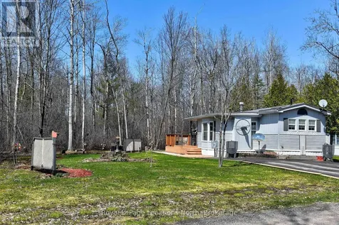 18 Prince Charles Avenue Springwater ON L0L 1P0