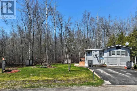 18 Prince Charles Avenue Springwater ON L0L 1P0