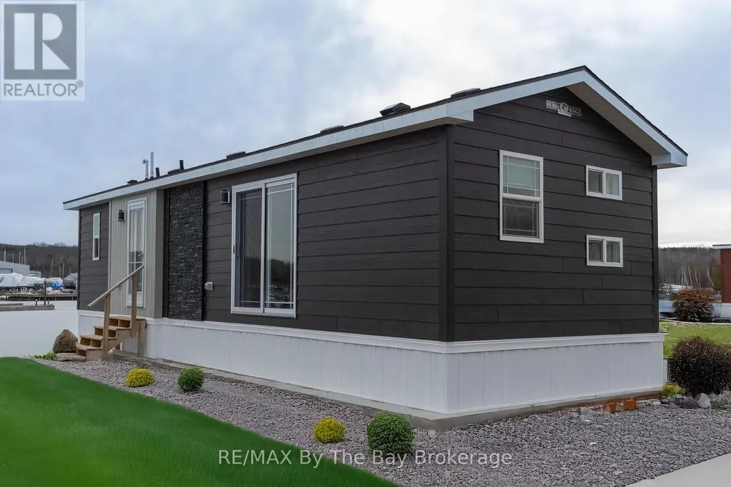 3282 Ogdens Beach Road Midland ON L9S 2K6