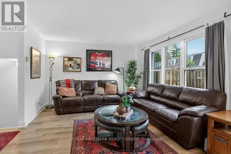 912 Dynes Road Ottawa ON K2C 0G8