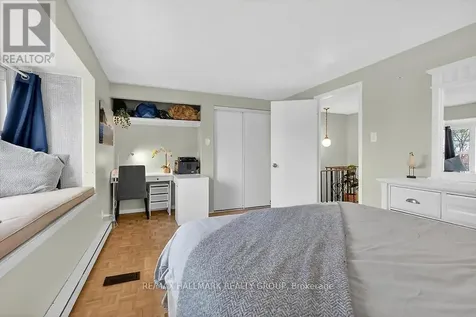 912 Dynes Road Ottawa ON K2C 0G8