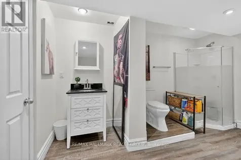 912 Dynes Road Ottawa ON K2C 0G8