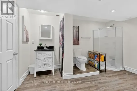 912 Dynes Road Ottawa ON K2C 0G8