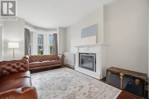 56 Chestnut Avenue Brantford ON N3T 4C2