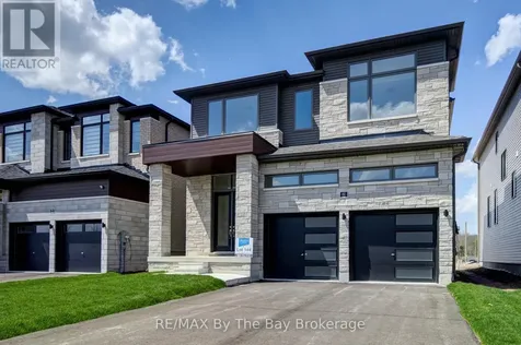 61 Rosanne Circle Wasaga Beach ON L9Z 0M8