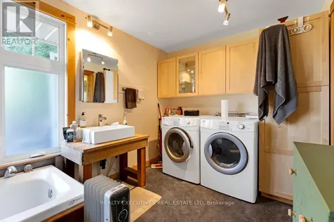 21 Craig Street Perth ON K7H 1X8