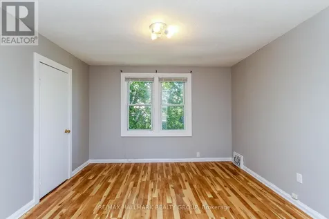 448 Pleasant Park Road Ottawa ON K1H 5N1