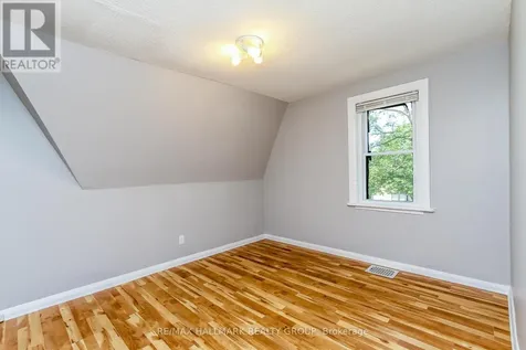 448 Pleasant Park Road Ottawa ON K1H 5N1