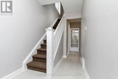 448 Pleasant Park Road Ottawa ON K1H 5N1