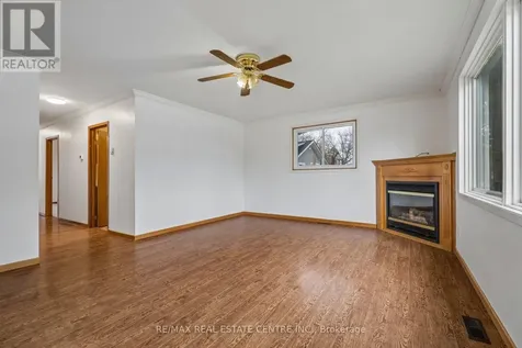 449 Mosley Street Wasaga Beach ON L9Z 2J4