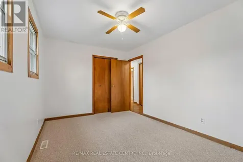 449 Mosley Street Wasaga Beach ON L9Z 2J4