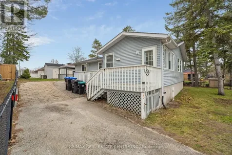 449 Mosley Street Wasaga Beach ON L9Z 2J4