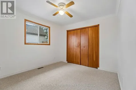 449 Mosley Street Wasaga Beach ON L9Z 2J4