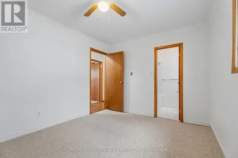 449 Mosley Street Wasaga Beach ON L9Z 2J4