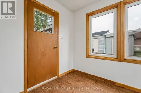 449 Mosley Street Wasaga Beach ON L9Z 2J4