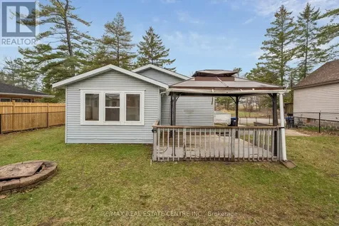449 Mosley Street Wasaga Beach ON L9Z 2J4