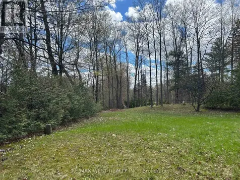55 Elmpine Trail King ON L7B 1K4