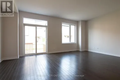 1022 Kijik Crescent Ottawa ON K1X 1G6