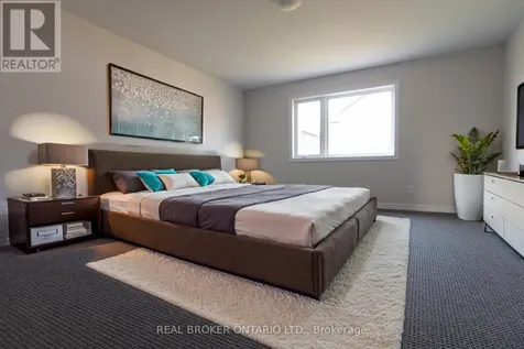 1022 Kijik Crescent Ottawa ON K1X 1G6