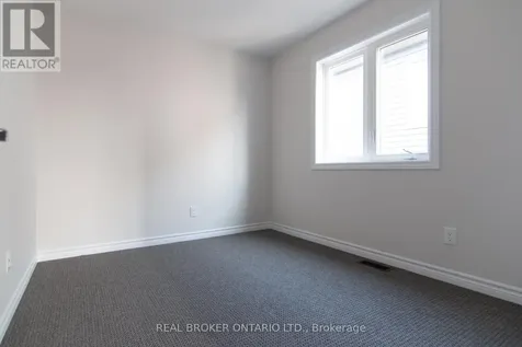 1022 Kijik Crescent Ottawa ON K1X 1G6