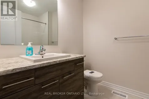1022 Kijik Crescent Ottawa ON K1X 1G6