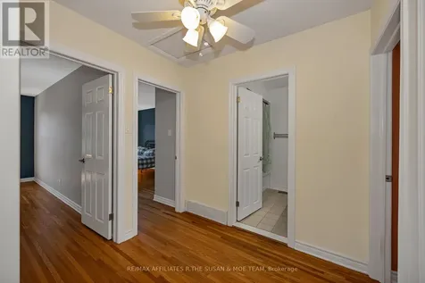 35 Monterey Drive Ottawa ON K2H 7A9