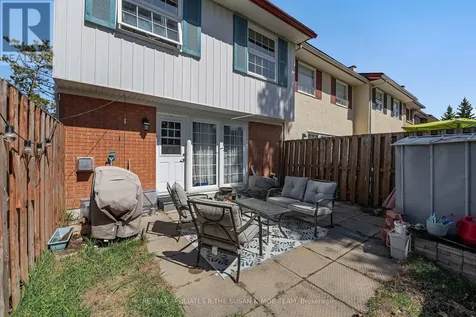 35 Monterey Drive Ottawa ON K2H 7A9