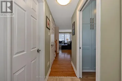 35 Monterey Drive Ottawa ON K2H 7A9