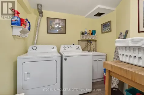 3344 Uplands Drive Ottawa ON K1V 9R9