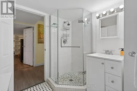3344 Uplands Drive Ottawa ON K1V 9R9
