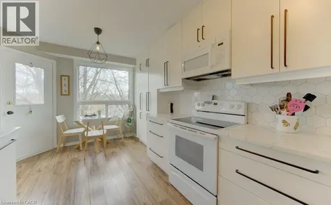 132 Brighton Street Waterloo ON N2J 4S6