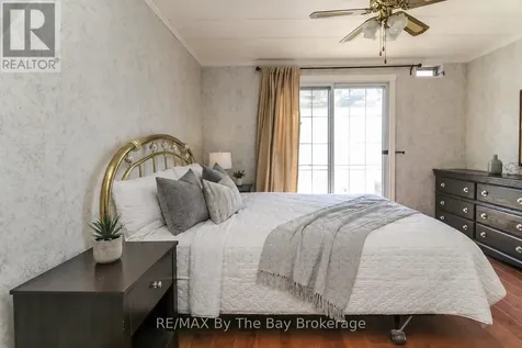 6 Pacific Avenue Wasaga Beach ON L9Z 3A8