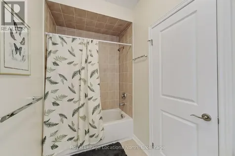 18 Frances Drive Collingwood ON L9Y 0A9