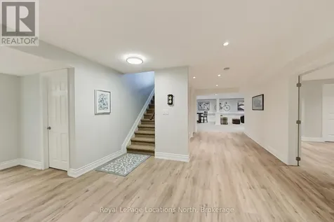 18 Frances Drive Collingwood ON L9Y 0A9