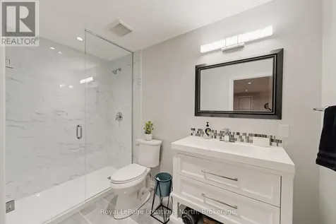 18 Frances Drive Collingwood ON L9Y 0A9