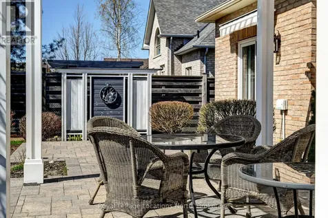 18 Frances Drive Collingwood ON L9Y 0A9
