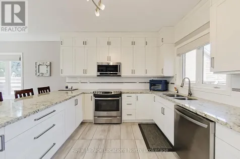 18 Frances Drive Collingwood ON L9Y 0A9