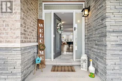 98 Ralph Erfle Way Ottawa ON K2J 6W2