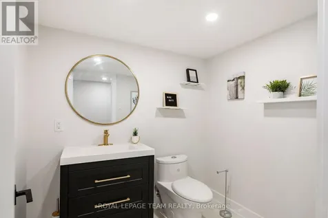98 Ralph Erfle Way Ottawa ON K2J 6W2