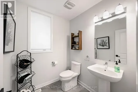 98 Ralph Erfle Way Ottawa ON K2J 6W2