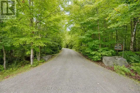 36 Manitouwabing Estates Road Mckellar ON P2A 0B5