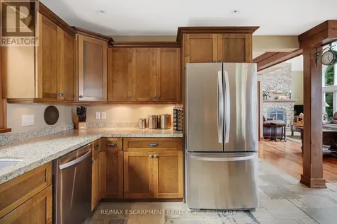 36 Manitouwabing Estates Road Mckellar ON P2A 0B5