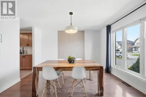 129 Abbey Crescent Russell ON K4R 1A1