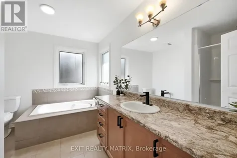 129 Abbey Crescent Russell ON K4R 1A1