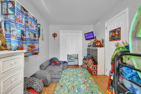 406 Glengarry Avenue Windsor ON N9A 1P9
