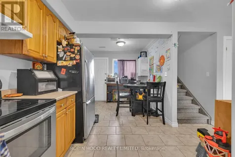 406 Glengarry Avenue Windsor ON N9A 1P9