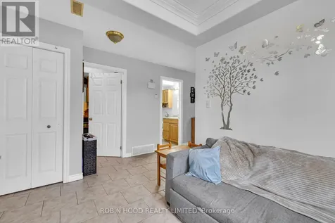 406 Glengarry Avenue Windsor ON N9A 1P9